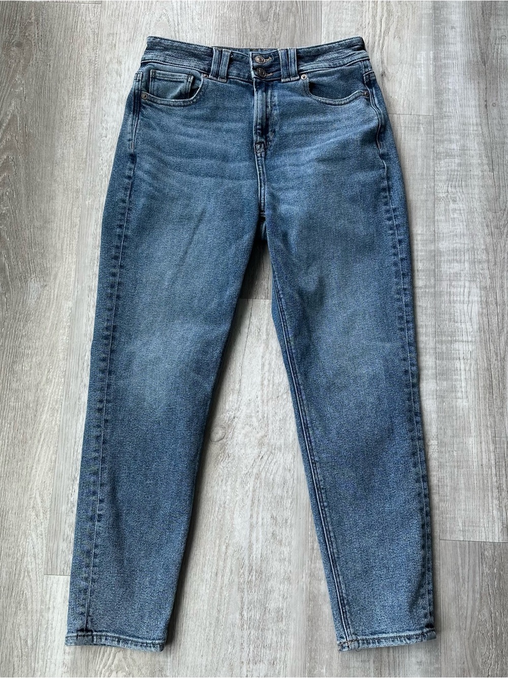 American Eagle Stretch Mom Jeans Womens Size 4 Short